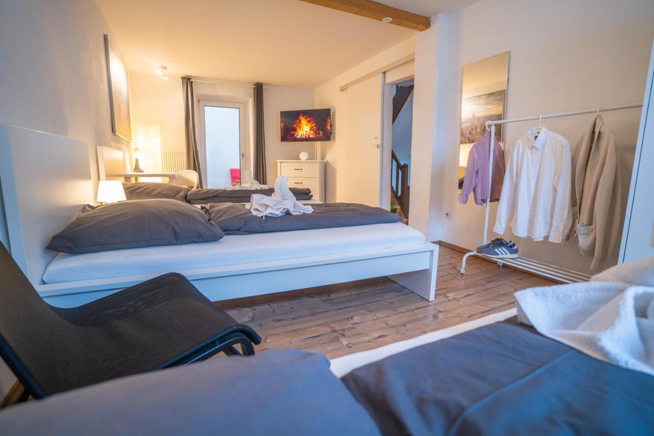 4-zimmer Haus, 2-baeder 140qm Bis Zu 11 Personen Winningen